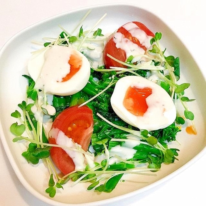 アスパラ菜とトマトと半熟卵の♪簡単おいしいサラダ